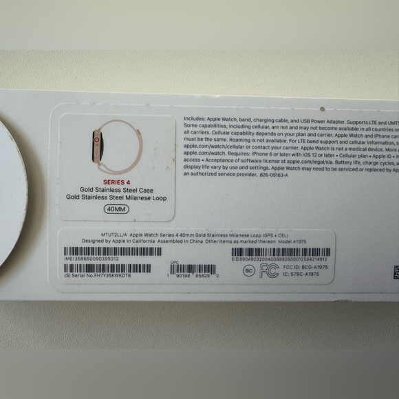 Apple Watch Series 4 Stainless Steel Gold 40 MM GPS+Cellular - Picture 7 of 12